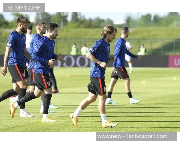 欧冠赛场英西德法四强全胜本周中德法强强对决引关注 欧冠赛场英西德法四强全胜本周中德法强强对决引关注